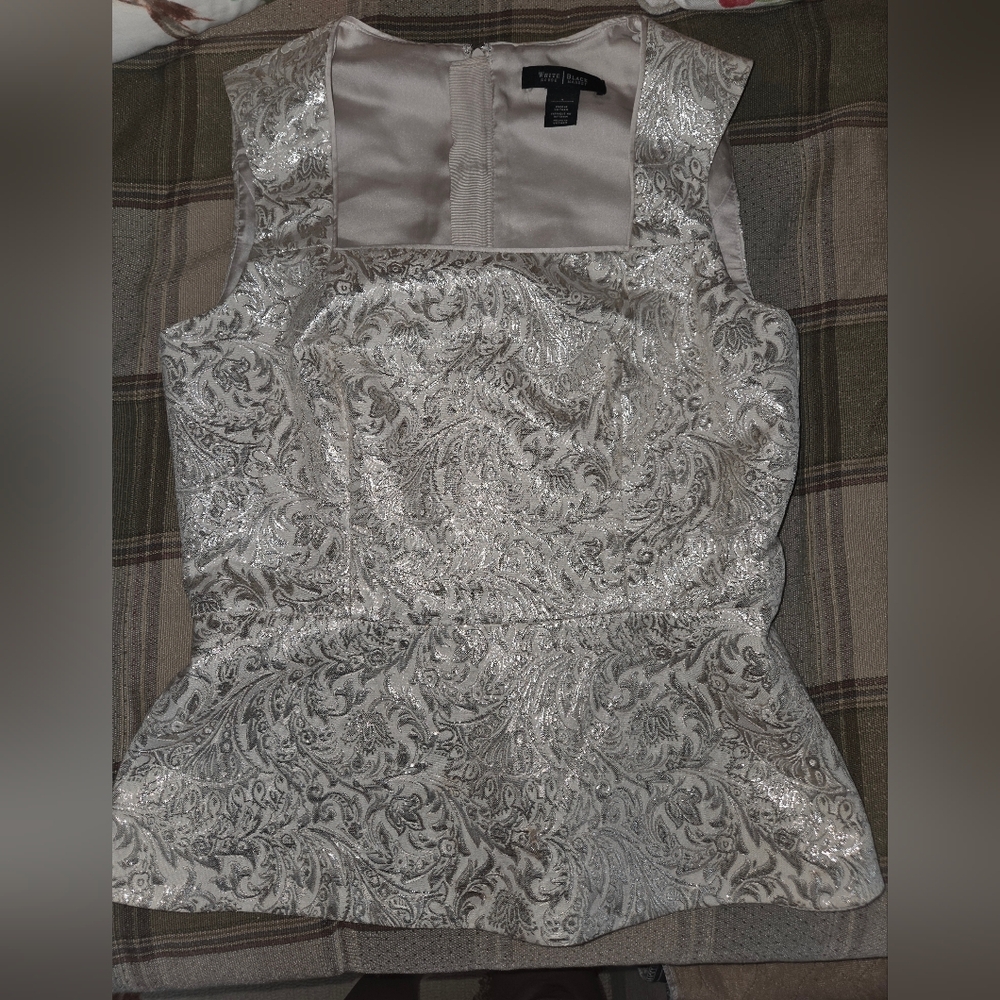WHBM Ivory Baroque Zipper Top